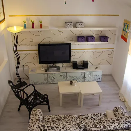 Apartments Mandarina Mali Losinj Room photo
