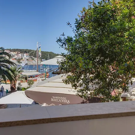 Apartments Mandarina Mali Losinj Room photo