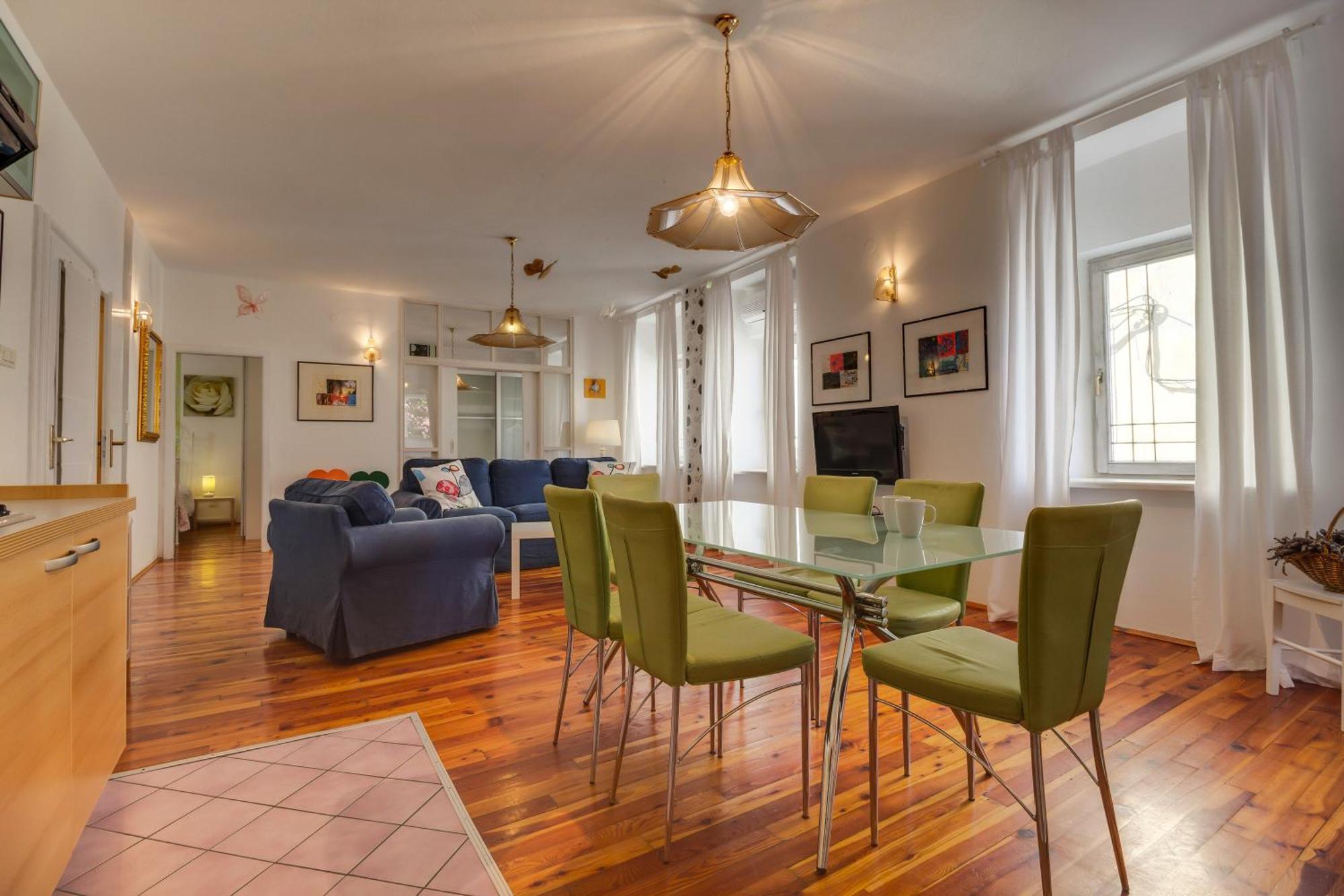 Apartment Mandarina